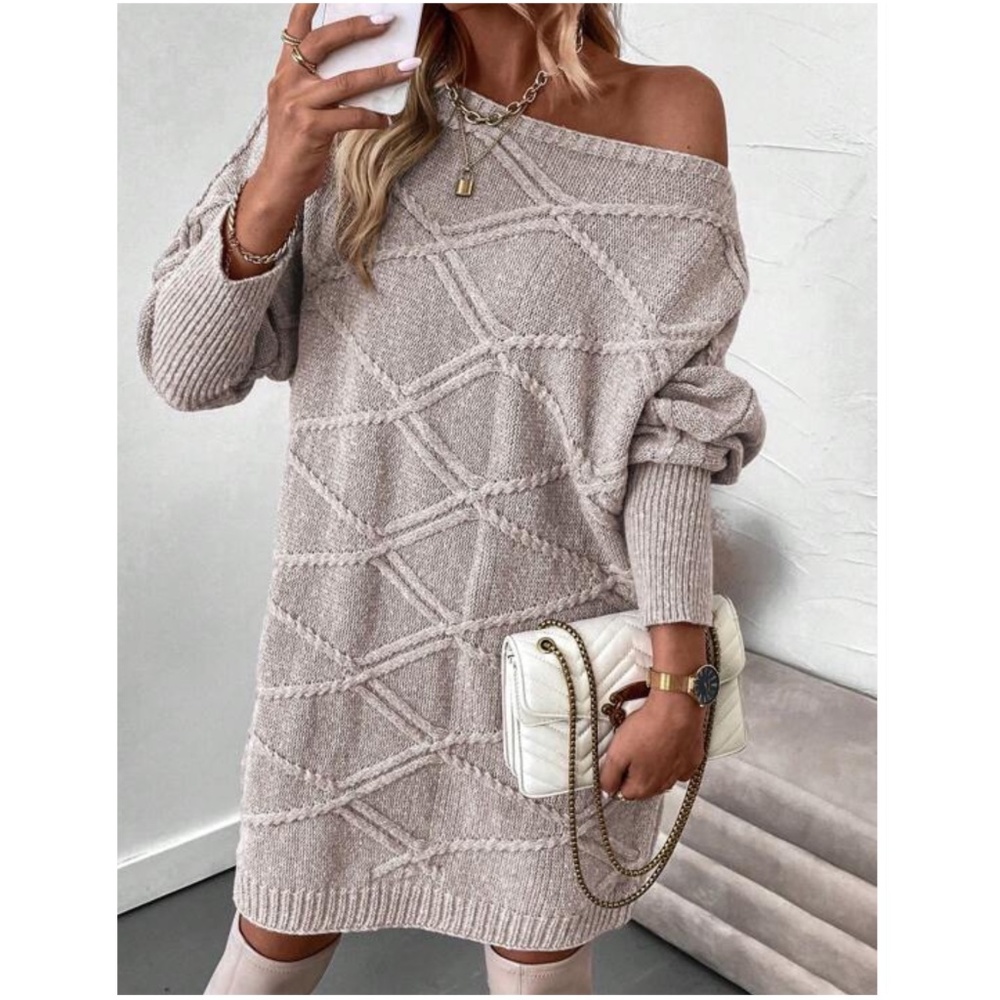 ⚡️SALE⚡️NWT Luxe Textured Knit Batwing Sleeve Sweater Dress